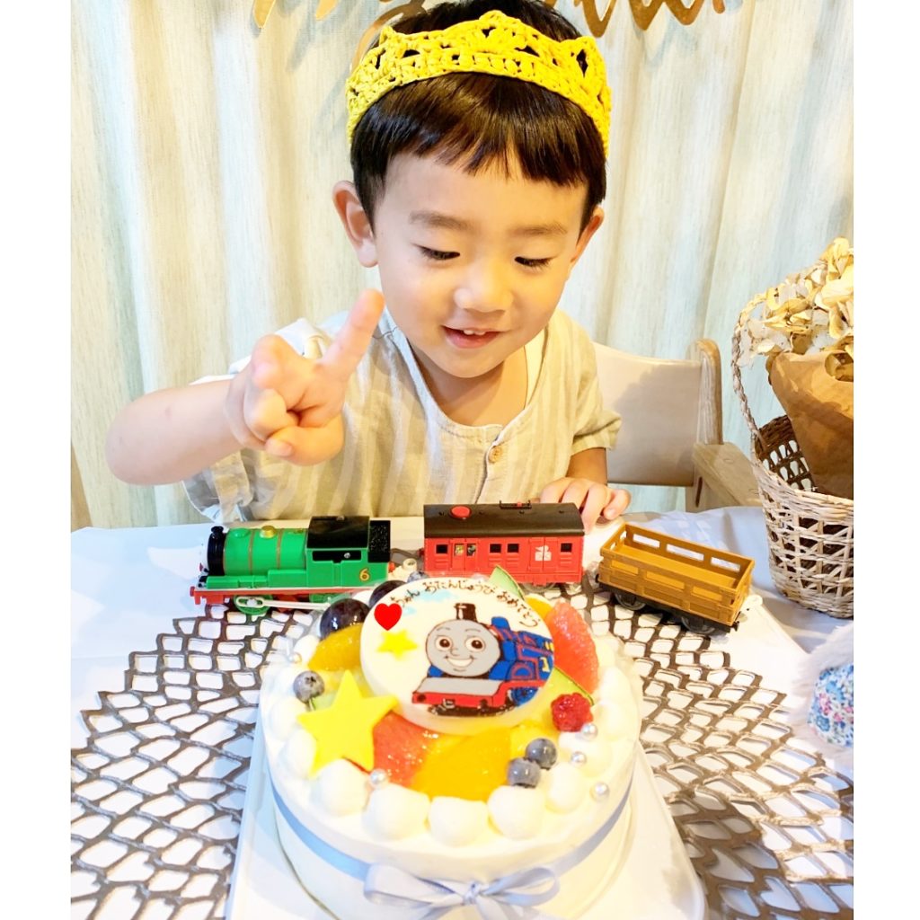 トーマスと一緒に4才のお誕生日 ご予約専門店 ケーキ工房ポムのブログ