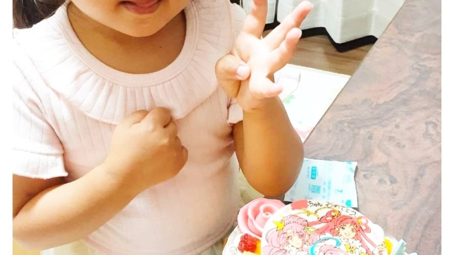 キャラクターケーキで4歳のおたんじょうび❤