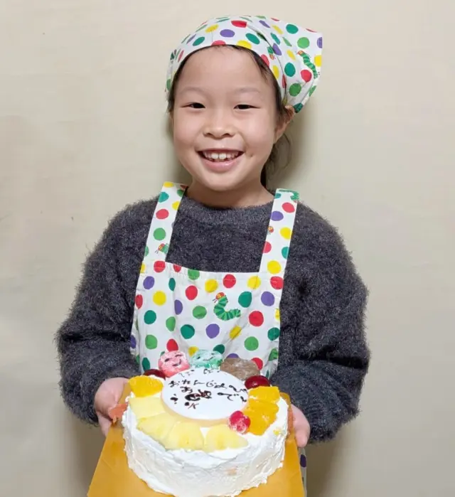 今日のこどもお菓子教室🎂
パパのために、元気いっぱいで頑張りました♬✨
喜んでくれるとい〜ね💕
ご参加ありがとうございました😊