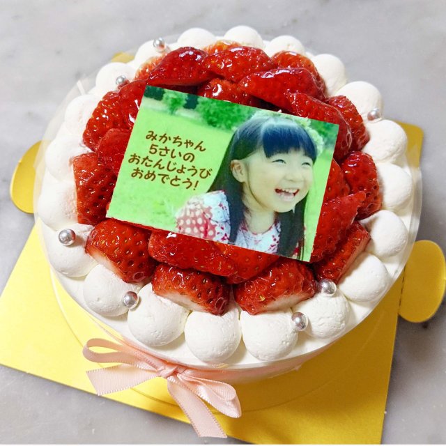 【期間限定】苺たっぷり！写真プレート付き苺デコレーション｜5月9日終了　（ポム店頭＆Cake Box受取）