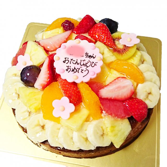お誕生日ケーキ 季節のフルーツタルト ポム店頭 Cake Box 受取 岡山市東区のケーキ 洋菓子店 ケーキ工房ポム